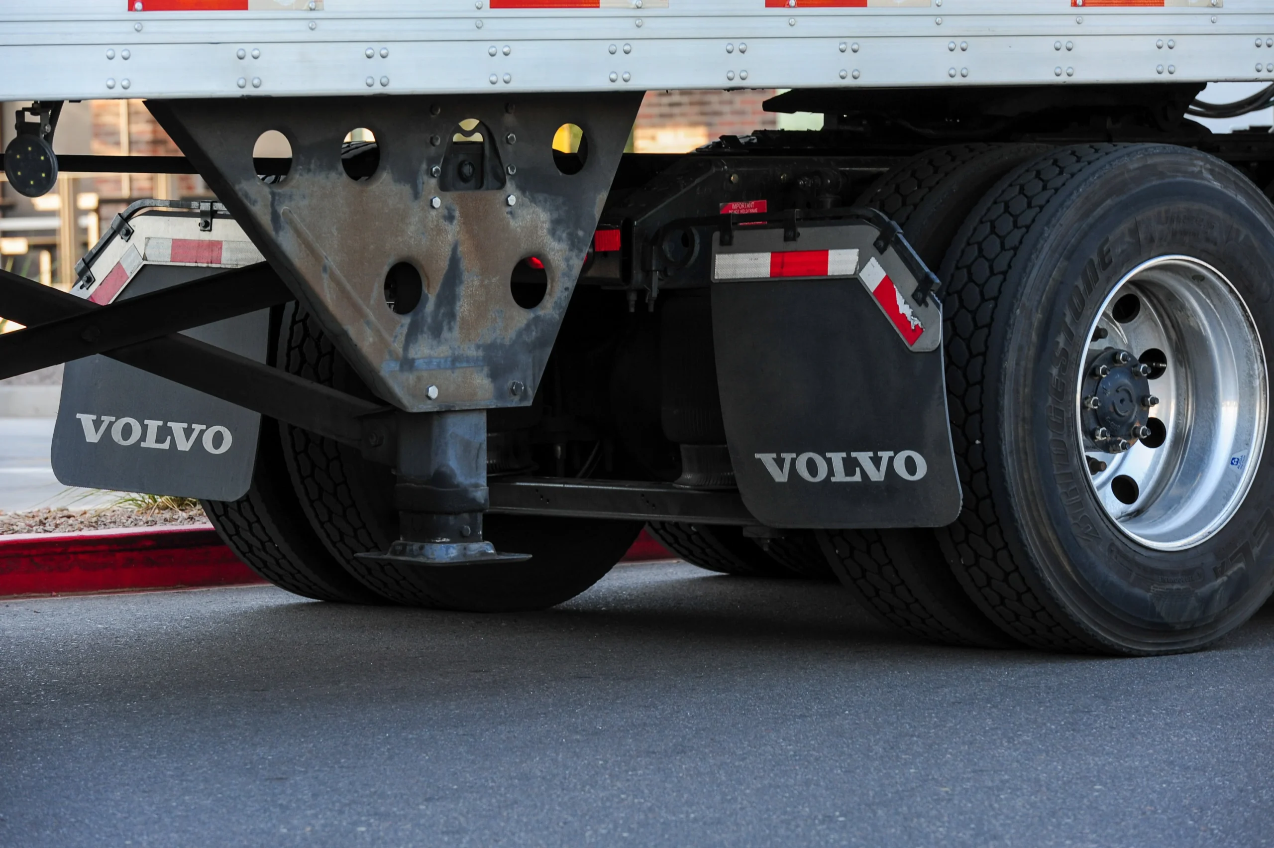 Reliable Truck Mud Flap Replacement Service | Tallahassee